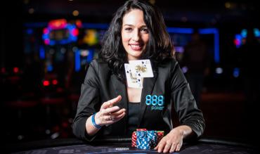 Kara Scott om pokern och tv-jobbet – med egna ord