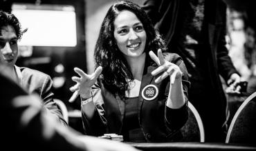 Kara pratar vidare om poker och sin tv-karriär